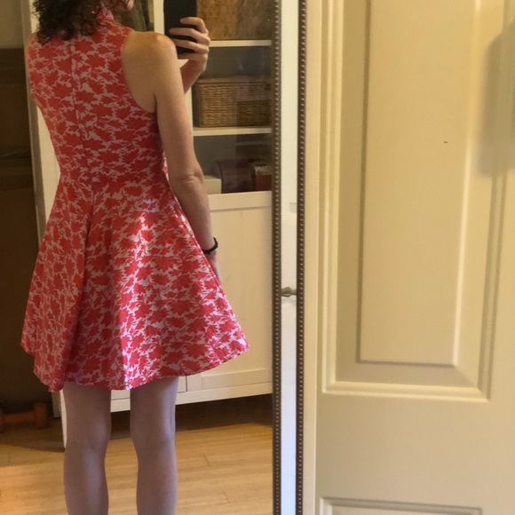 High-neck pink floral mini party dress - Picture 3 of 6